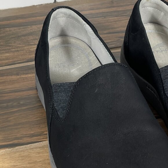 Dansko Laraine Womens Size EU 40 Shoes Black Waterproof Nubuck Casual Slip On - Picture 4 of 15